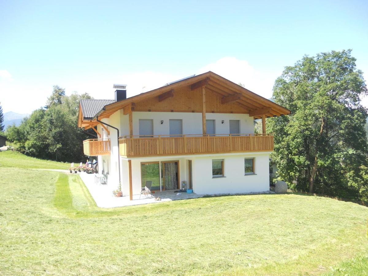 Ferienwohnungen Schlosshäusl Sankt Lorenzen Exterior foto