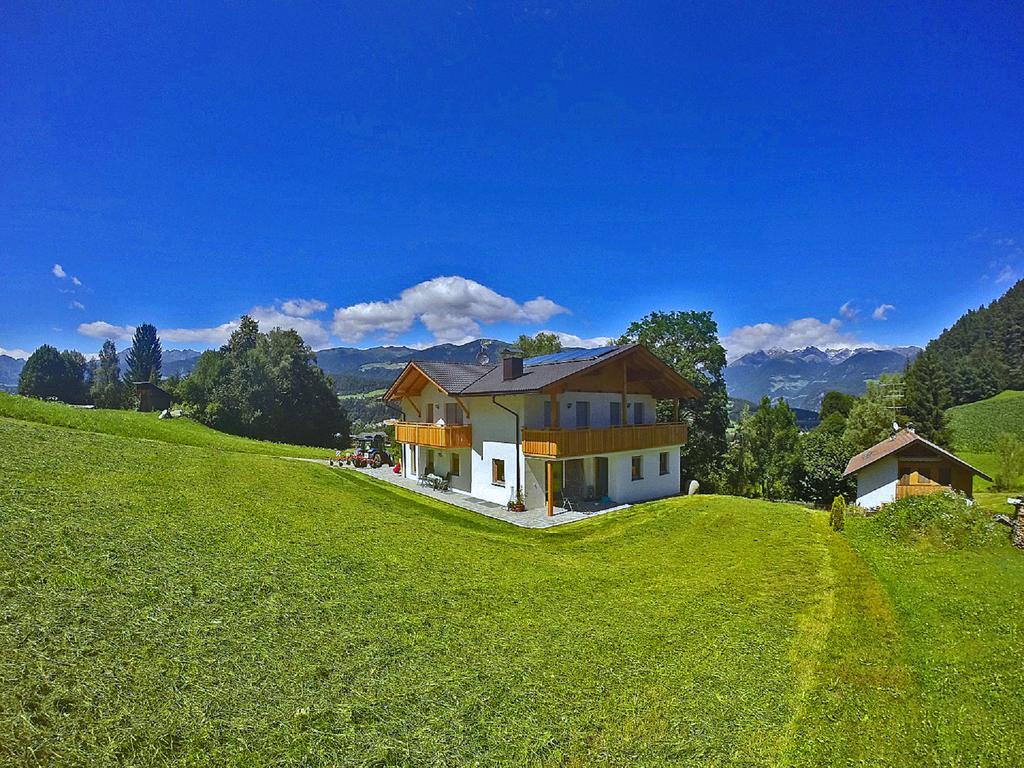 Ferienwohnungen Schlosshäusl Sankt Lorenzen Exterior foto